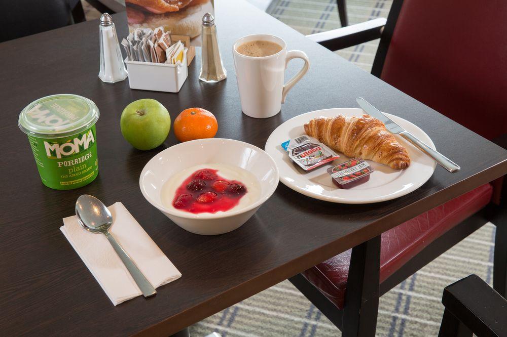 Express By Ihg Hotel 3*