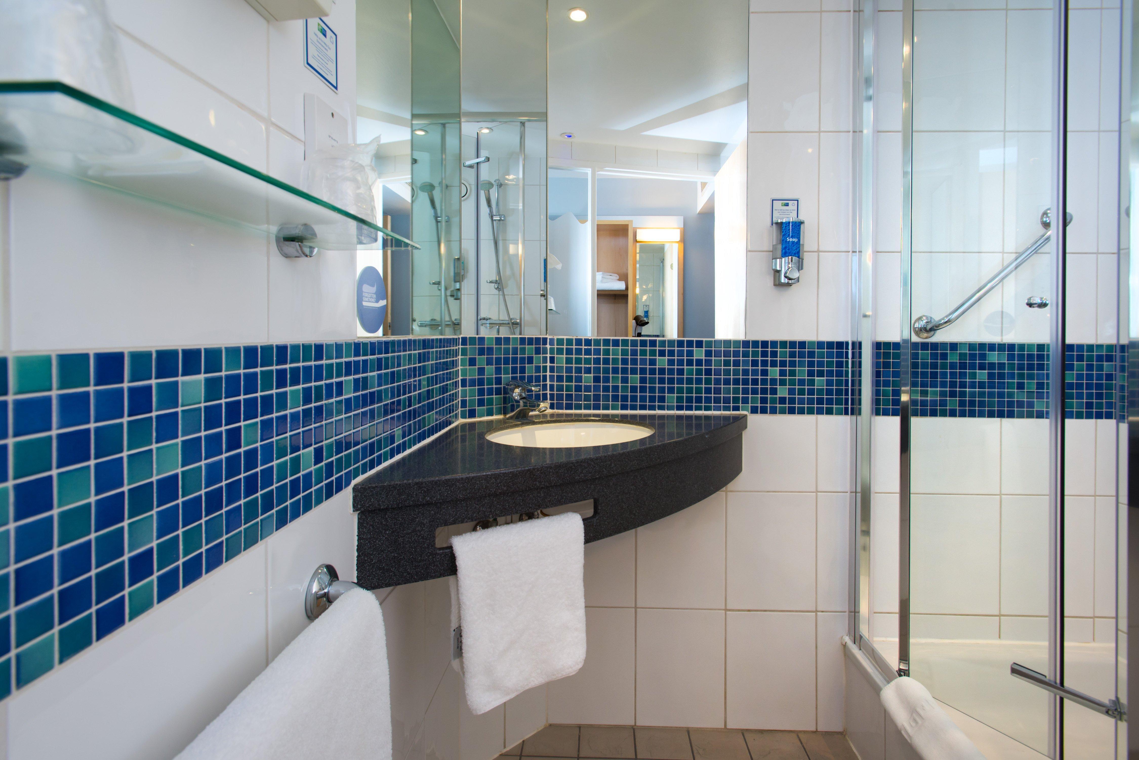Express By Ihg Hotel 3*