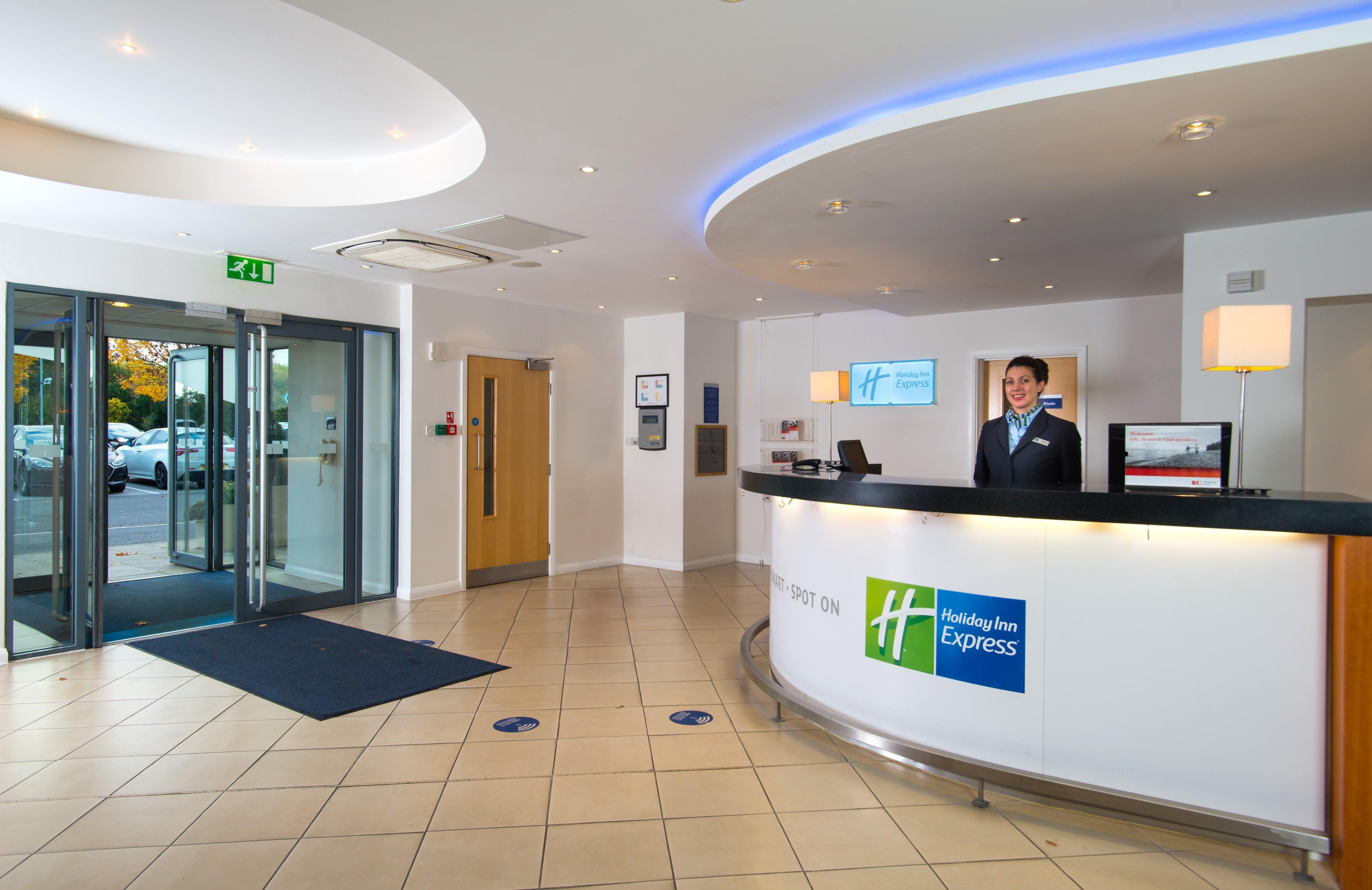 Express By Ihg 3* Bedford