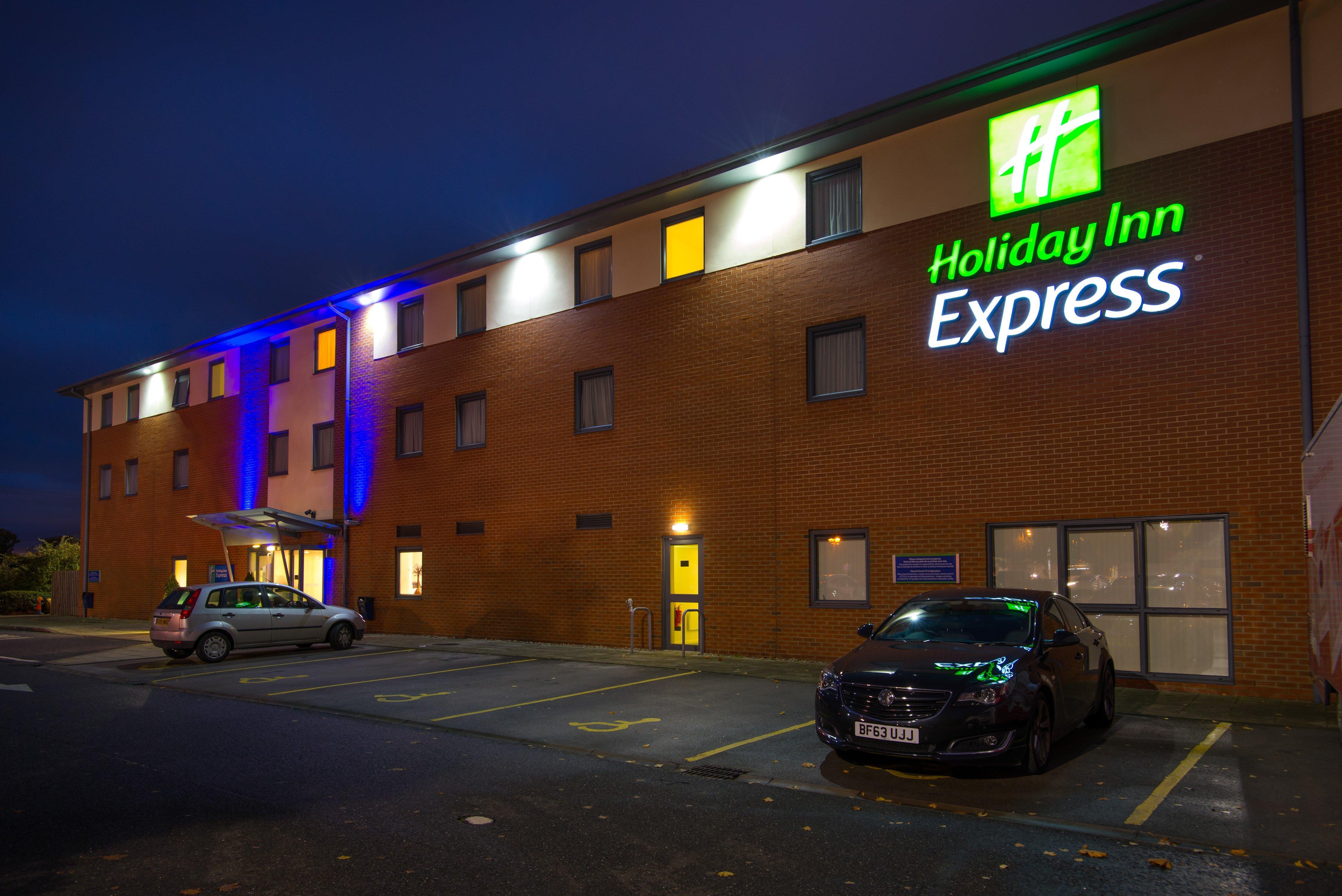 Express By Ihg Hotel