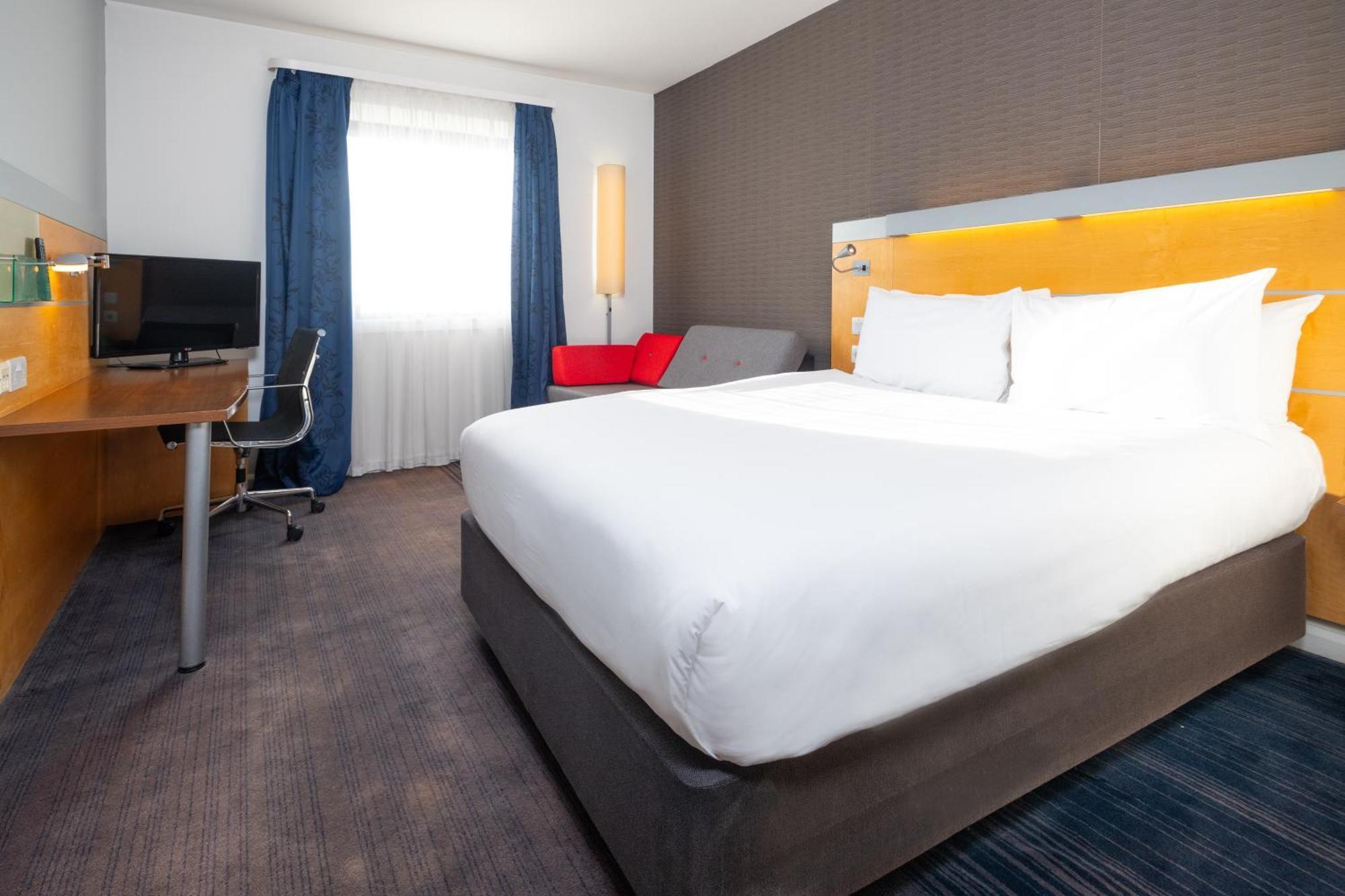 Express By Ihg 3*