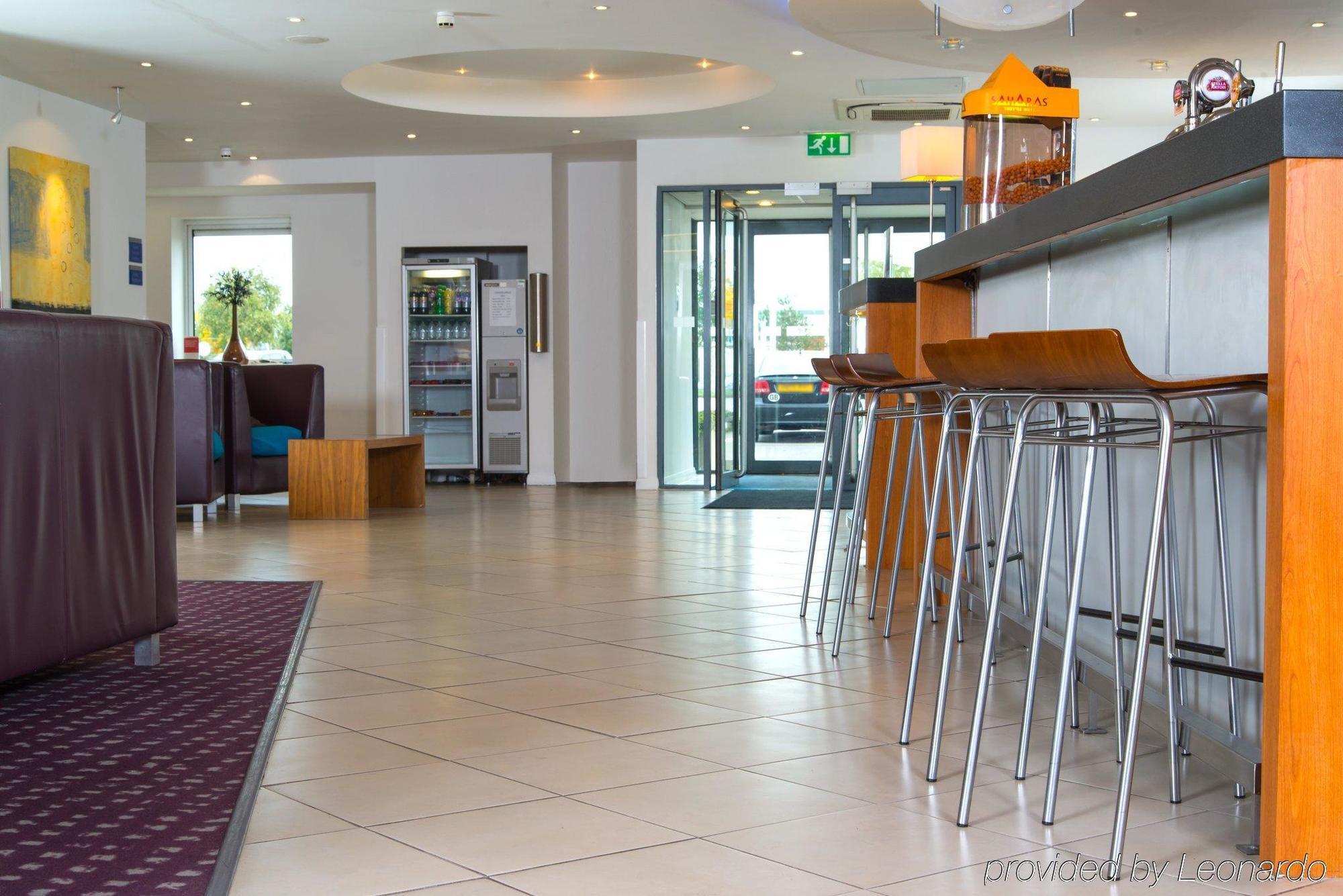 Express By Ihg Hotel