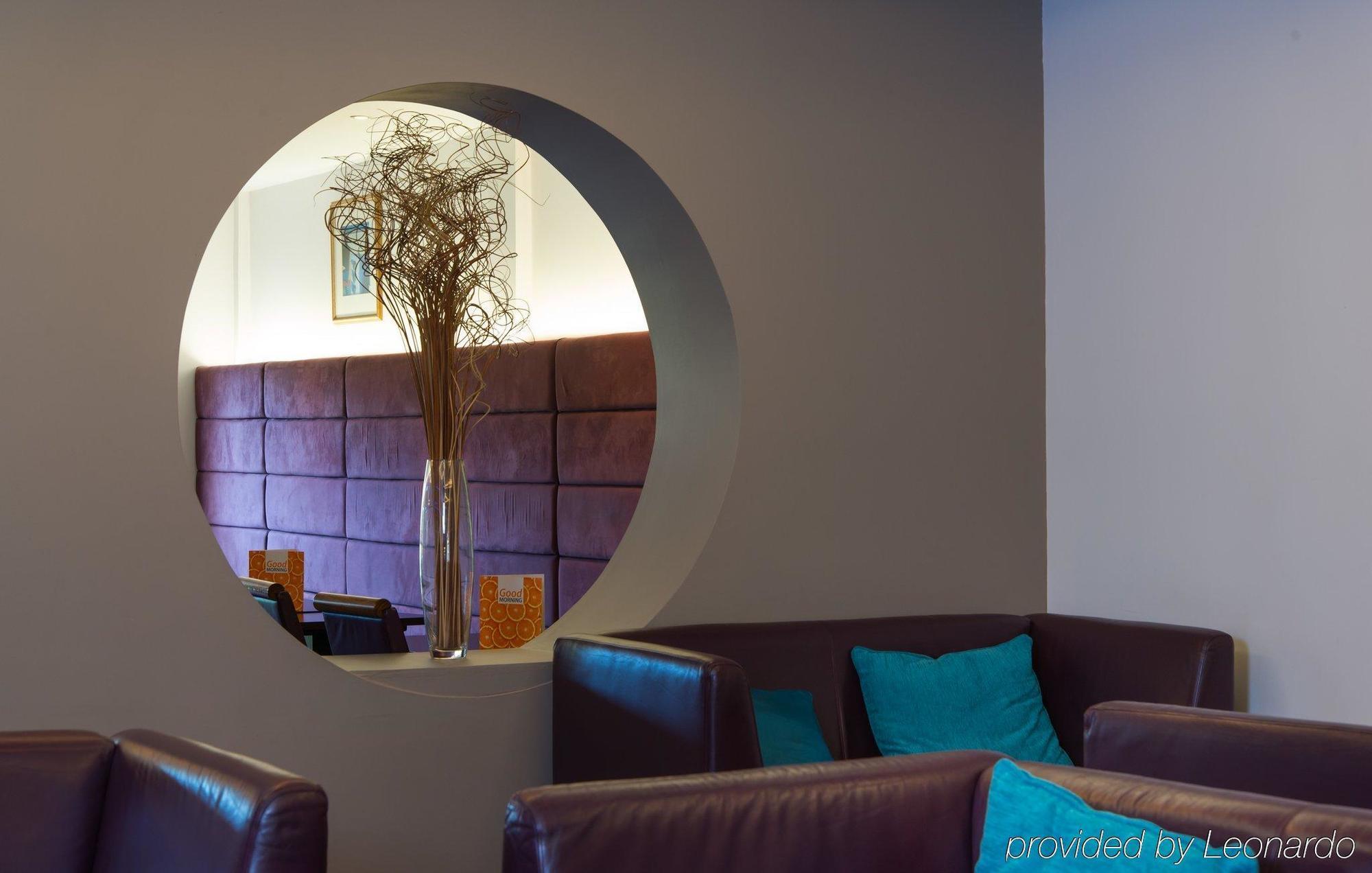 Express By Ihg 3*