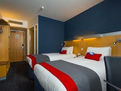 Express By Ihg Hotel