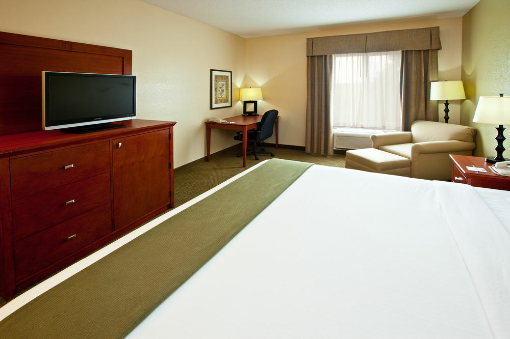 Express By Ihg 3*